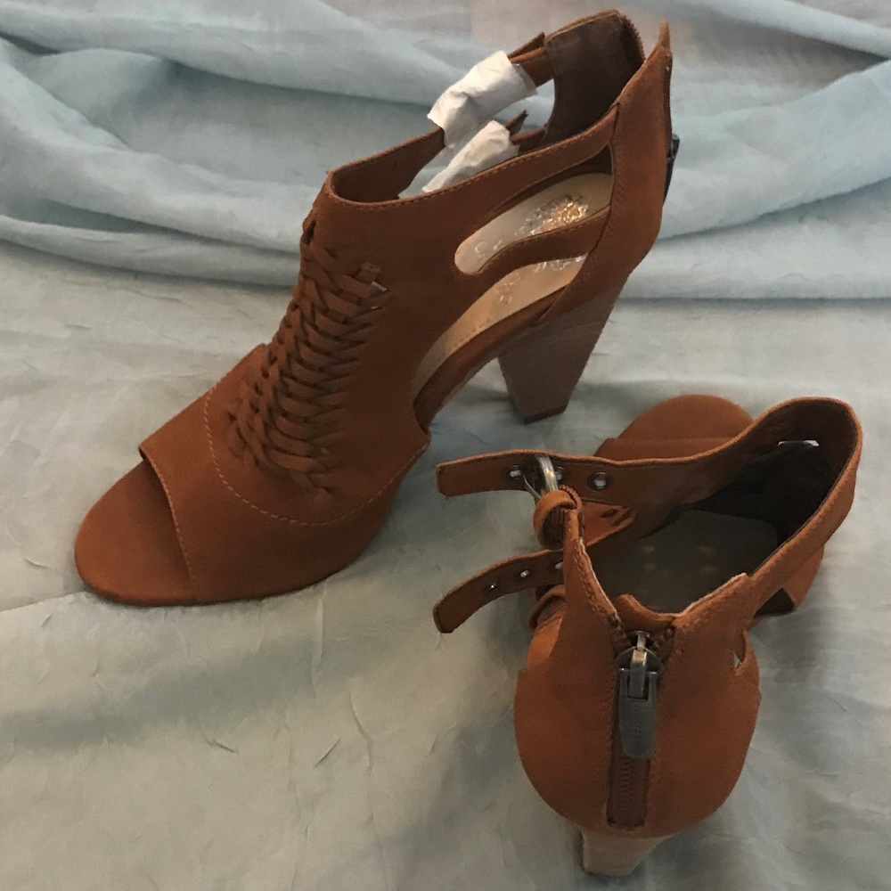 Vince Camuto Shoes